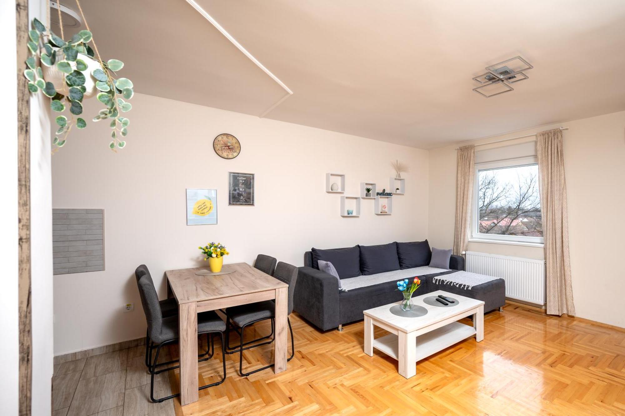 Kc Apartment Szabadka Kültér fotó